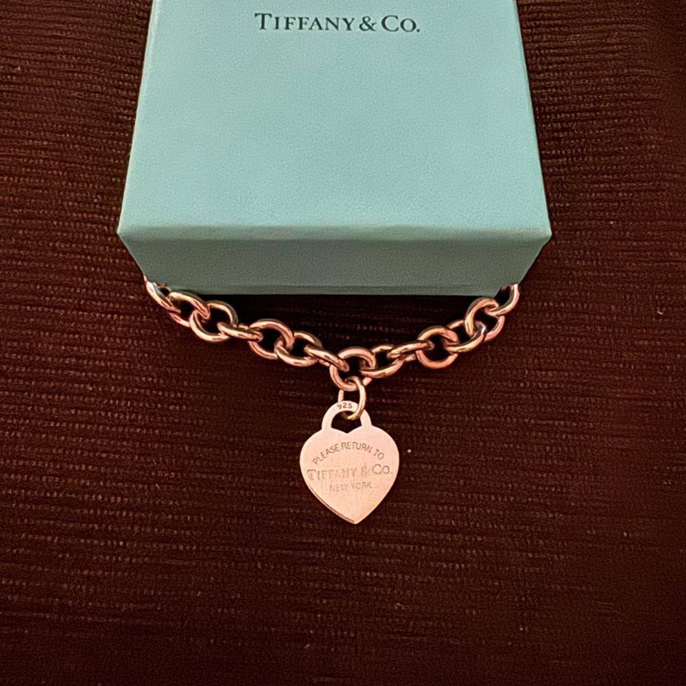 Tiffany & Co Choker Silver Necklace. Return To Tiffany & Co Silver Heart Pendant - Picture 4 of 8